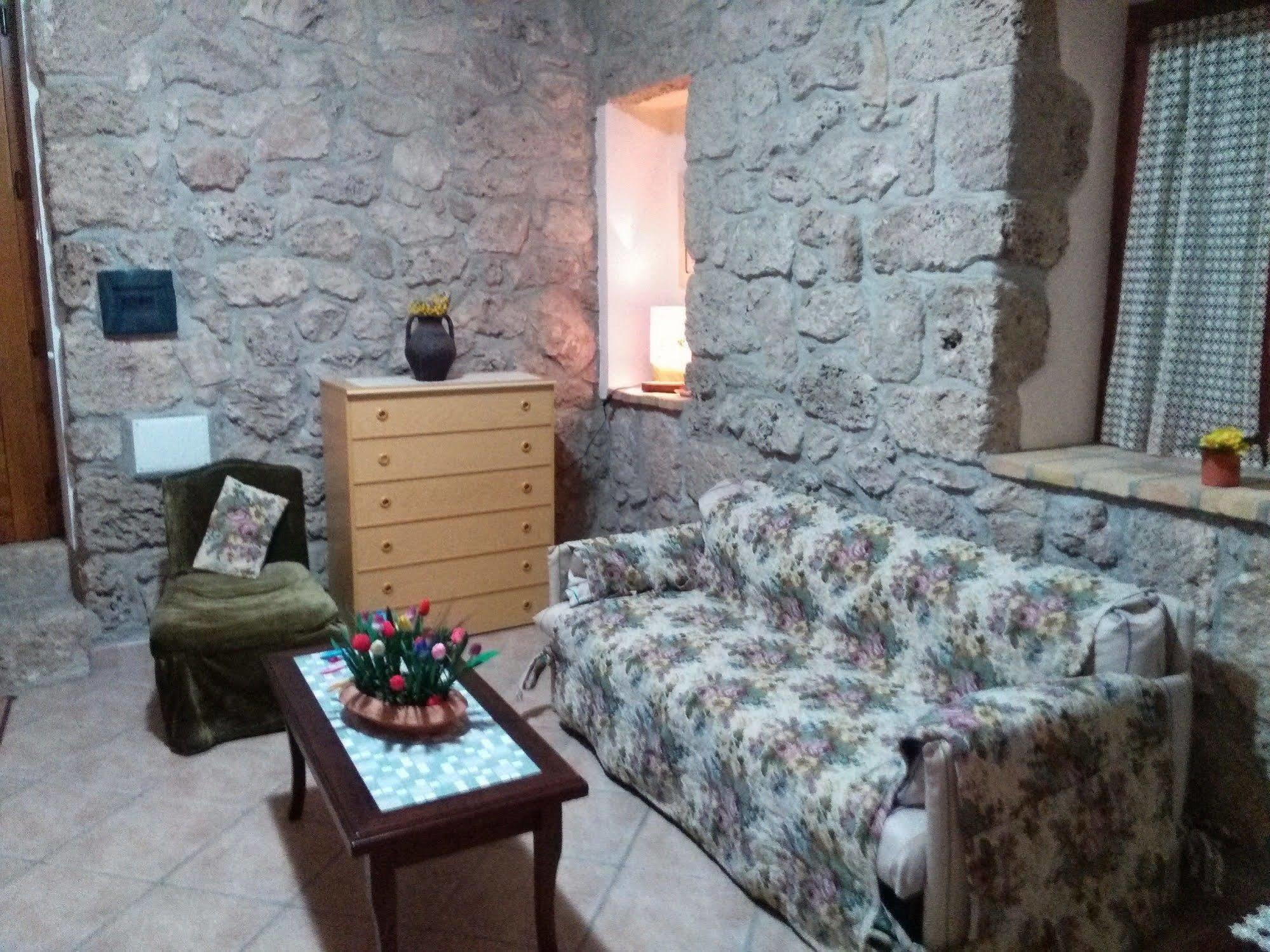 Le Pietre Ricce B&B Roccamontepiano Exterior foto